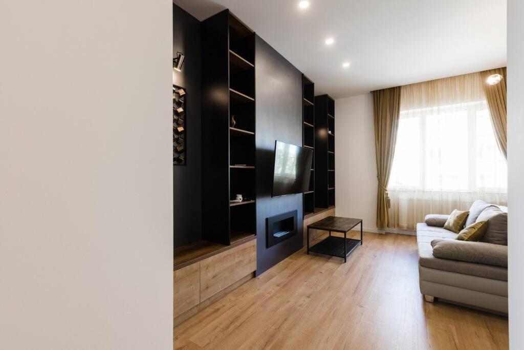 Joy City Stay Piatra Craiului 8 تيميشورا المظهر الخارجي الصورة